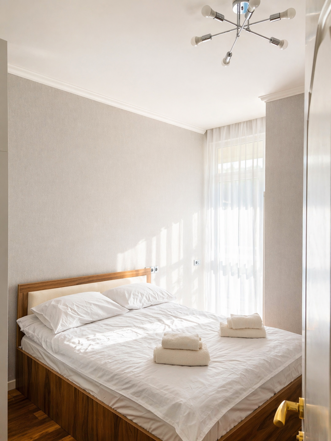 For Sale — 3-Room Apartment on Marshal Gelovani Avenue